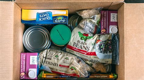 senior citozens food distribution boxes|second harvest senior box.